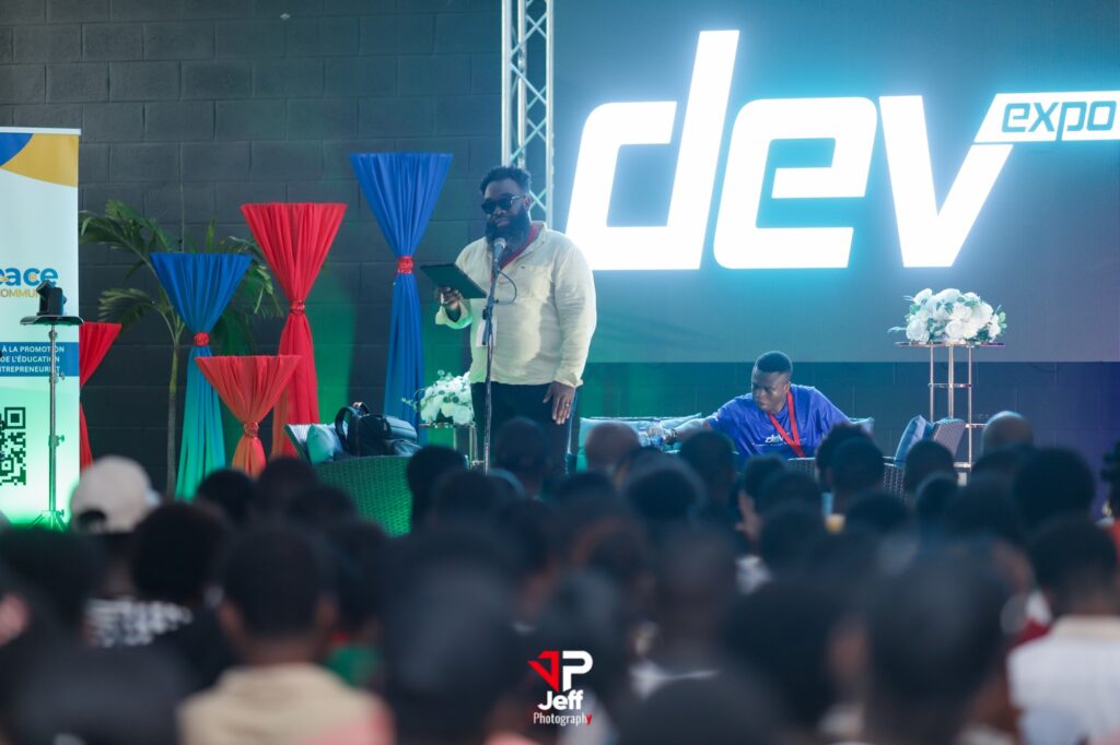 DevExpo Sud : John BOISGUENE appelle les jeunes à faire de l’intelligence artificielle un outil concret de transformation